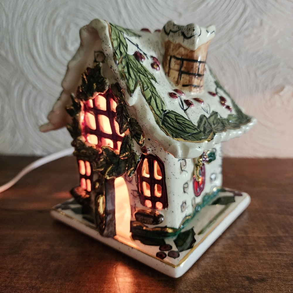 Blue Sky Clayworks Goldminc Holly Berry Cottage Tealight House and Plate NEW NWT